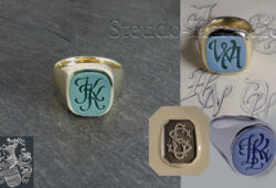 Bei einer Monogrammgravur "zum Siegeln" muss dieses extra angegeben werden. Das Monogramm wird spiegelverkehrt in den Stein graviert und ein Siegelabdruck wird mitgeliefert.