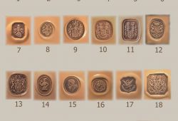 Gravurbeispiele für Wappen, Symbole und Monogramme